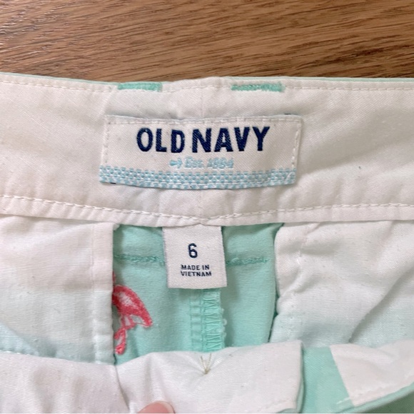 Old Navy Mint Shorts, Size 6 - Picture 3 of 4
